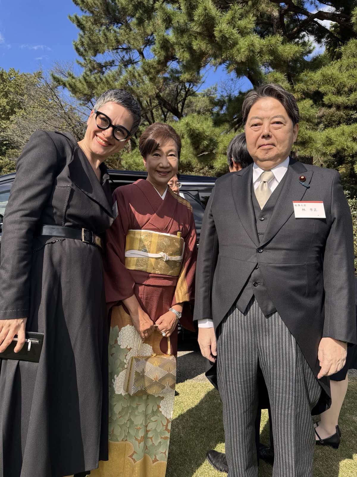 KovacWithTakaichiCabinet2